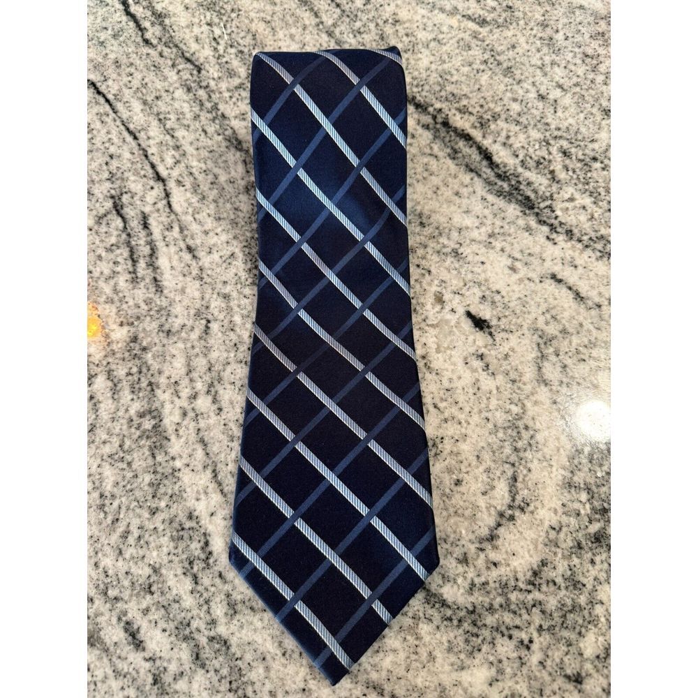 DONALD TRUMP Signature Collection Tie Striped Diamond‎ Navy Blue Checkered
